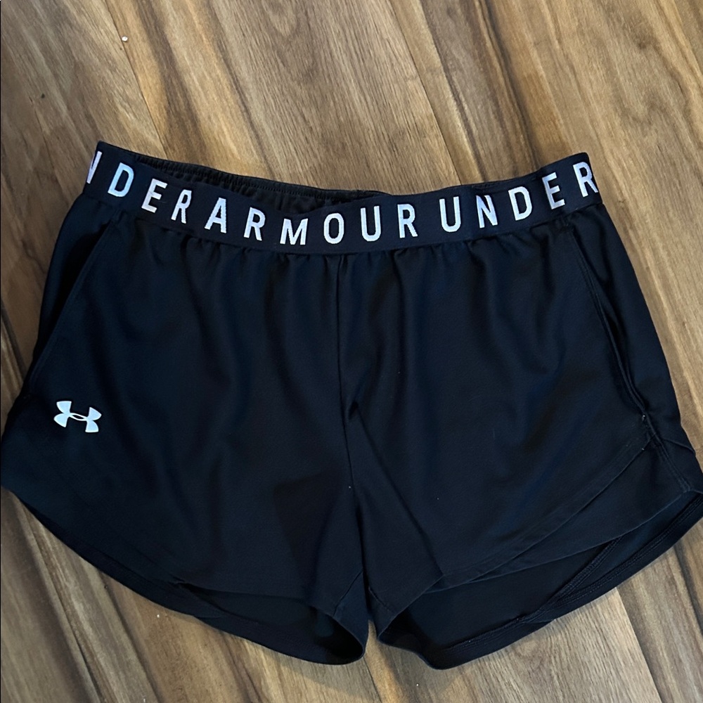 Under Armour Women's Black Sports Shorts - Picture 1 of 5